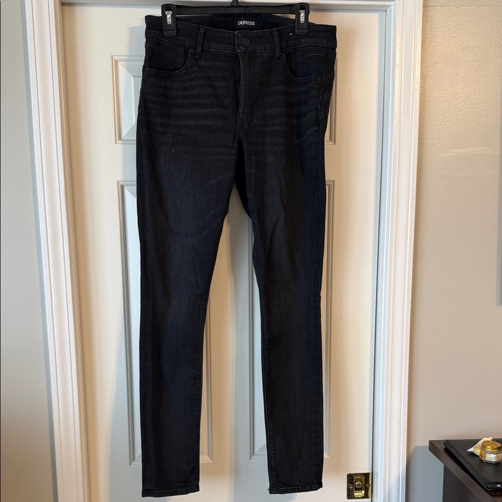 Express Women’s Dark Denim Skinny Jeans